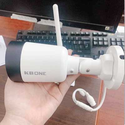 Camera IP WIFI ngoài trời KN-2001WN của KBVISION, Camera IP WIFI KBONE giá rẻ chất lượng, Độ phân giải 2MP HD, Sử dụng phần mềm KBVIEW Lite Camera IP KBONE KN-2001WN là dòng camera quan sát thương hiệu nổi tiếng tại Mỹ, bắt nguồn từ Camera KBVISION